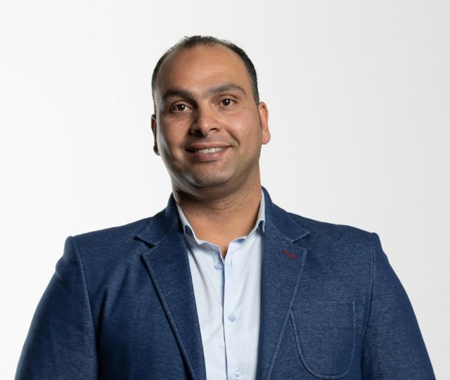 Dr.Mohamed Abbas