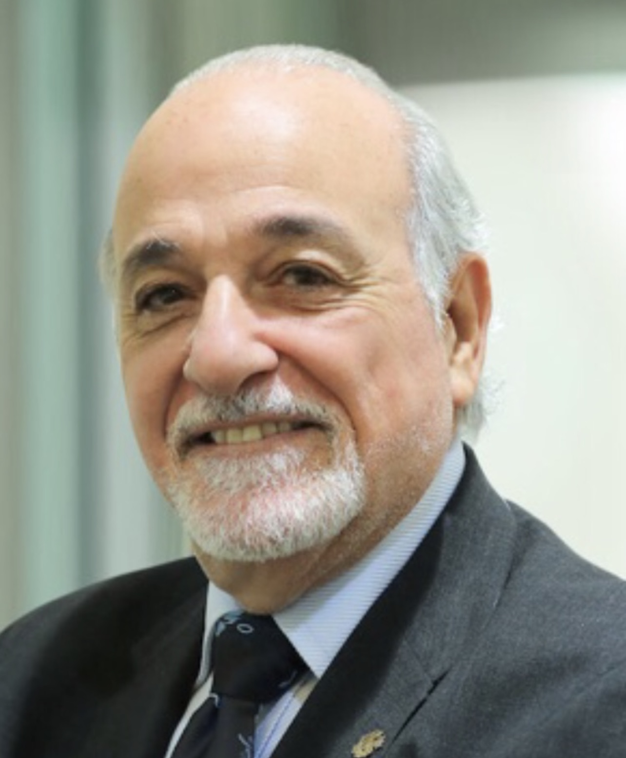 Dr. Georges Maurice